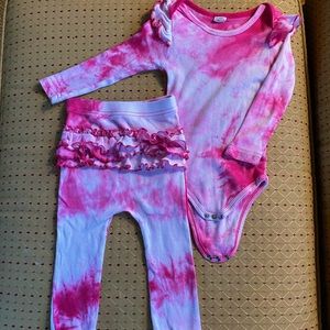 Pink tie dye 18-24 outfit